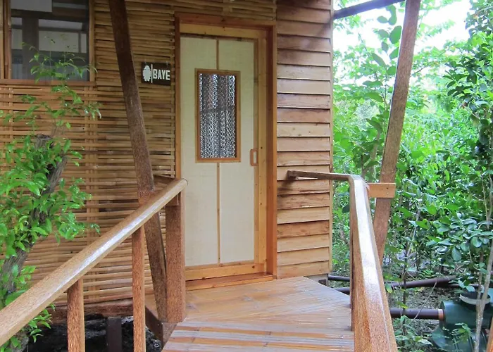Eskapo Moalboal Hostel *
