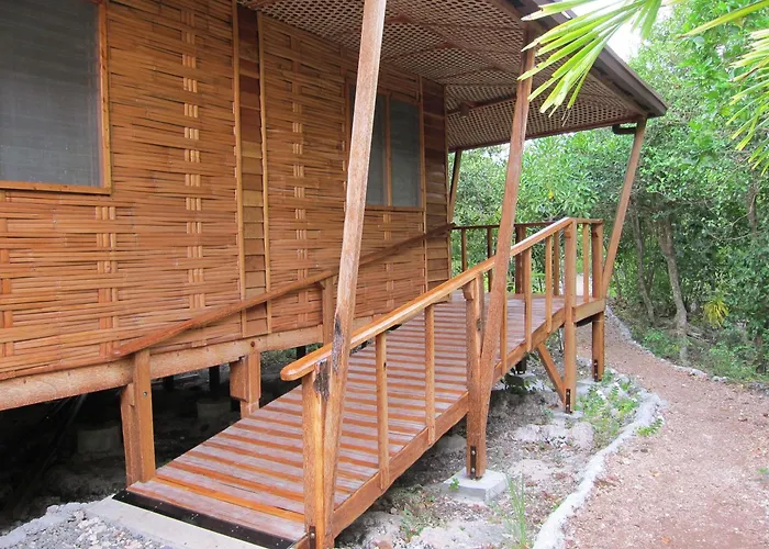 Eskapo Moalboal Hostel